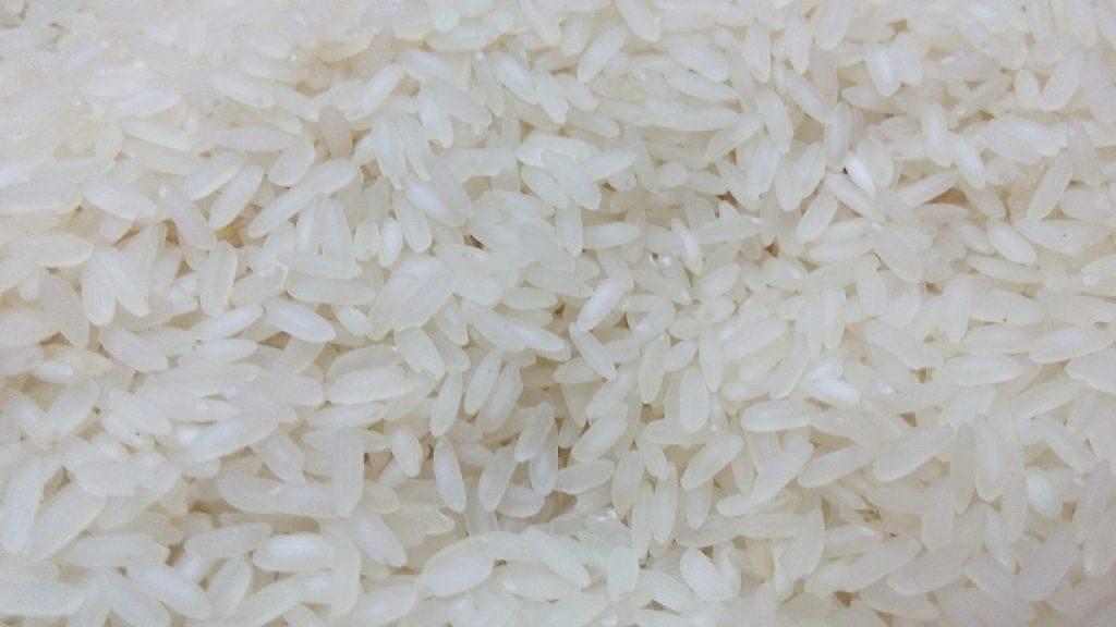 אורז במיקרוגל